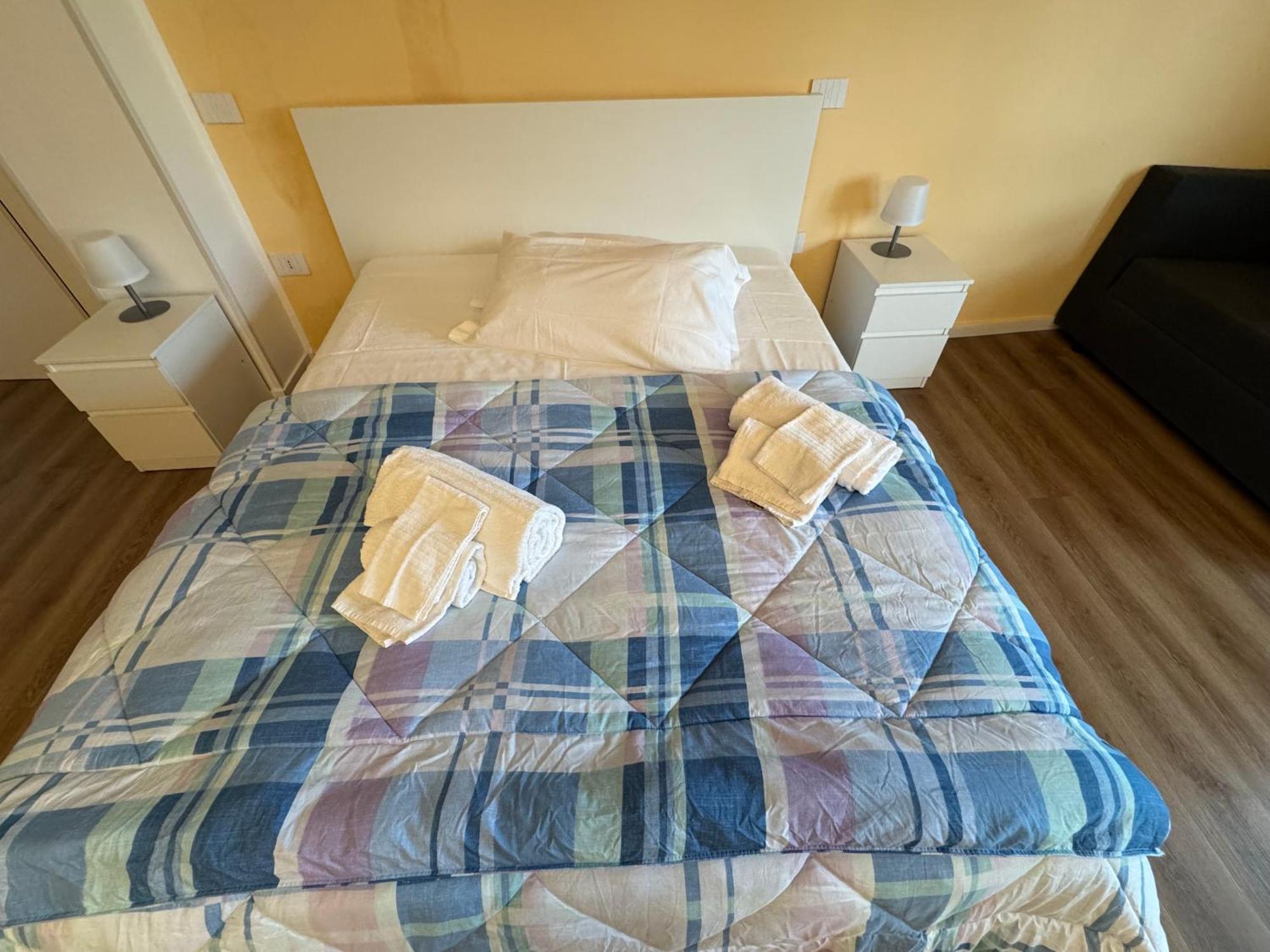 La Vecchia Stazione B&B Васто Экстерьер фото